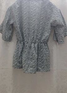 Chic Floral Print Peplum Top