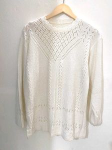 Chic White Knit Sweater