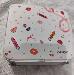 Clinique Cosmetic Pouch