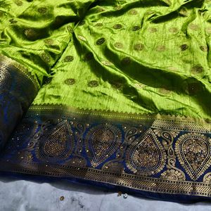 Elegant Green and Blue Border Saree