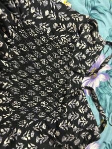 Black Sleeveless Short Kurti