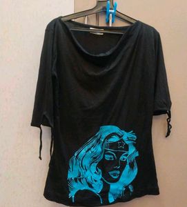 (Buy 1 Get one) Graphic tee