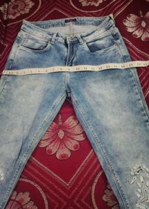 Embellished Light Wash Skinny Jeans