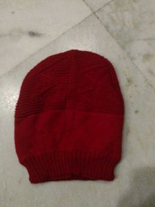 Red "Darjeeling" Knit Beanie Hat