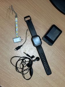 Smartwatch & MP3 Player Bundle