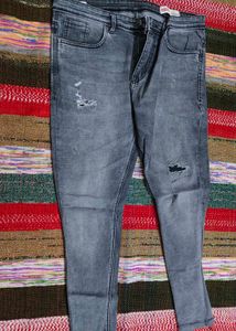 Stylish Grey Distressed Jeans