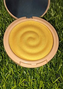 New Myglamm K.Play Highlighter Shade :- Ripe Melo