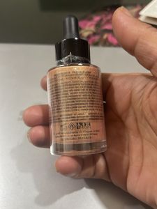 NYX California Beamin' Highlighter