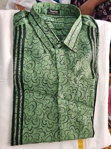 Stylish Men's Green Printed Shirt