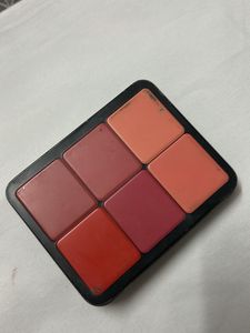 Multi-Shade Cream Blush Palette