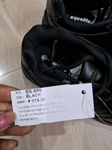 Black Casual Sneakers