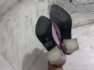 Van Heusen Heels