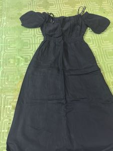 Chic Black Puff Sleeve Midi Dress