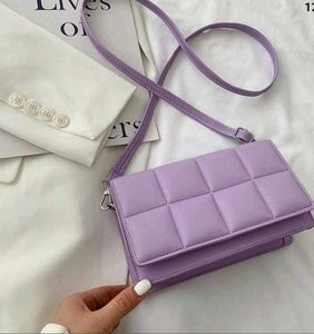 Stylish Lavender sling/crossbody Bag