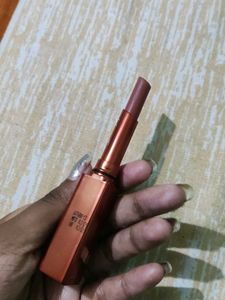 Mamaearth Glowy Lipstick - Shade Warm Taupe