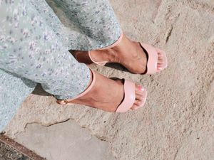Pink transparent glass Sandals size 6