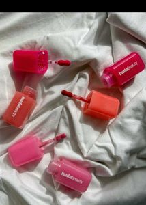 Huda Beauty Liquid Blush Filter