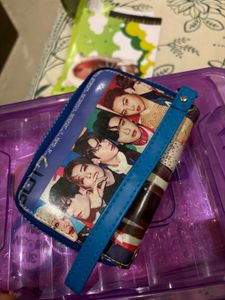 K-Pop GOT7 Zippered Wallet