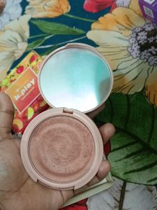 MyGlamm K.Play Highlighter