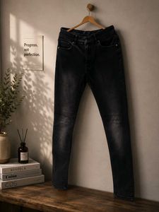Black Skinny Fit Jeans