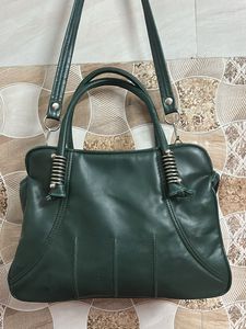 Stylish Green Leather Handbag