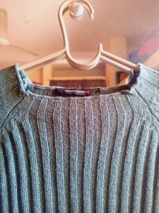 Elegant Knit Midi Dress