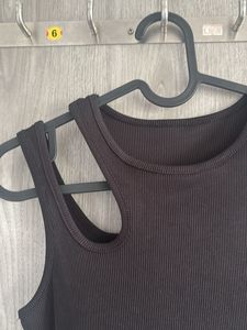 Sleek Black Ribbed Crop Top