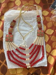 Elegant Red & Pearl Necklace