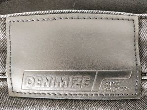 Denimize Solid Mid-Rise Jeans