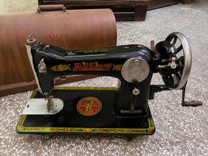 Vintage Atlas Sewing Machine with case