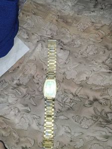 Elegant Gold Tone Watch