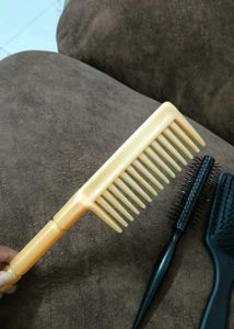 Hair Brush &amp; Comb Set