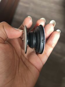 2 Pop Socket