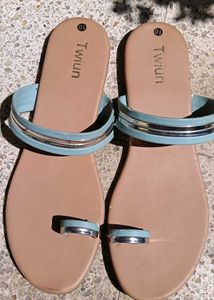 New Stylish Women's Flat Sandals
