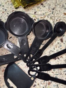 Black Measuring Cup and Spoon Set