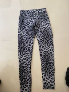 Leopard Print Leggings &amp; Sports Bra Set