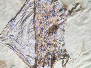 Cute Top With A Bow At The Back