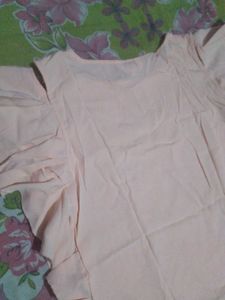 Chic Ruffled Sleeve Blouse