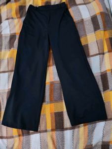 Black Wide Leg Trousers - On Trend