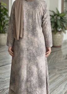 a elegant designed abaya