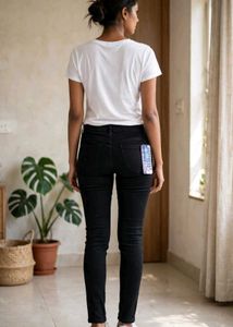 Black Skinny Fit Jeans