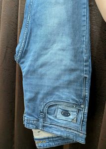 Men's Light Wash Denim Jeans