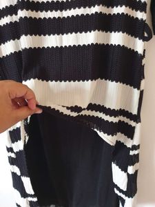 ‼️Price Drop‼️Striped Black &amp; White High-Low Kurti