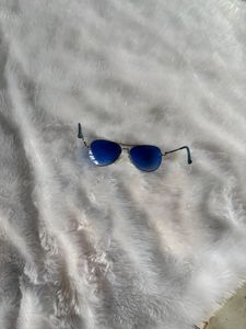 Stylish Blue Aviator Sunglasses