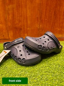 Crocs mens UK8 Baya clogs
