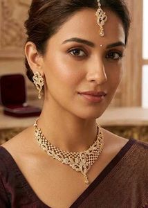 Exquisite Gold-Plated Kundan Necklace Set