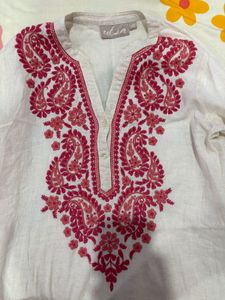 Embroidered Beige Kurta
