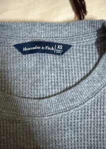 grey crop shirt