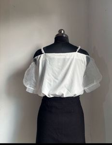 Elegant Off-Shoulder Bow Top