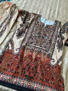 Elegant Printed Kurta and Pant Set